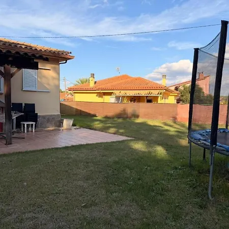Casa Ideal Familias O Grupos De Amigos Nyaraló Caldes de Malavella